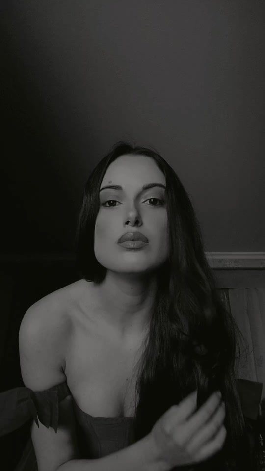 TikTok video thumbnail by elene.g.2000