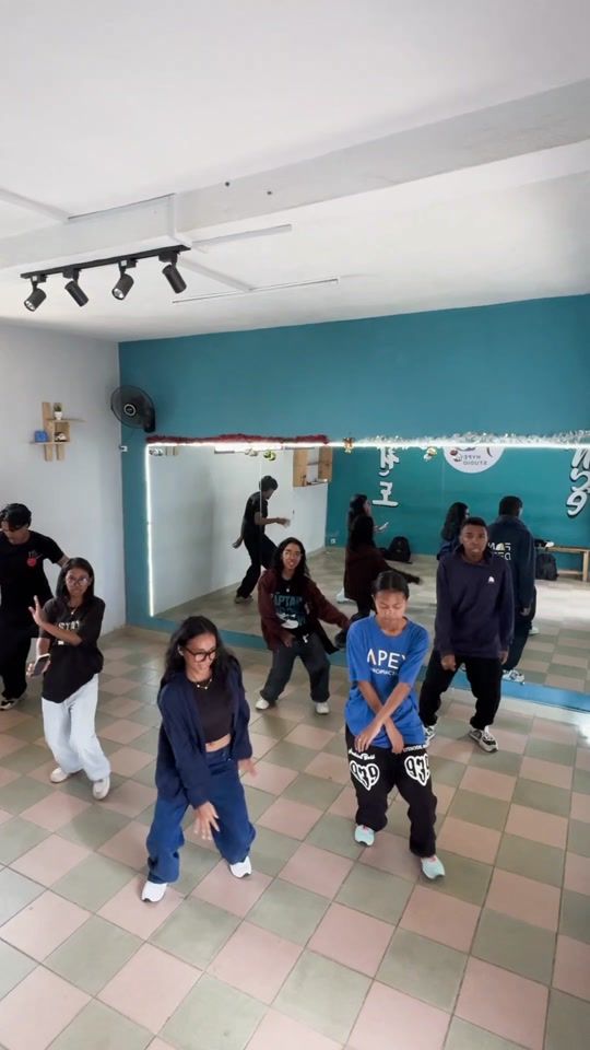 TikTok video thumbnail by tsiory.kenneth