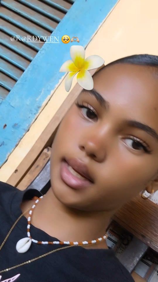 TikTok video thumbnail by aurianne34
