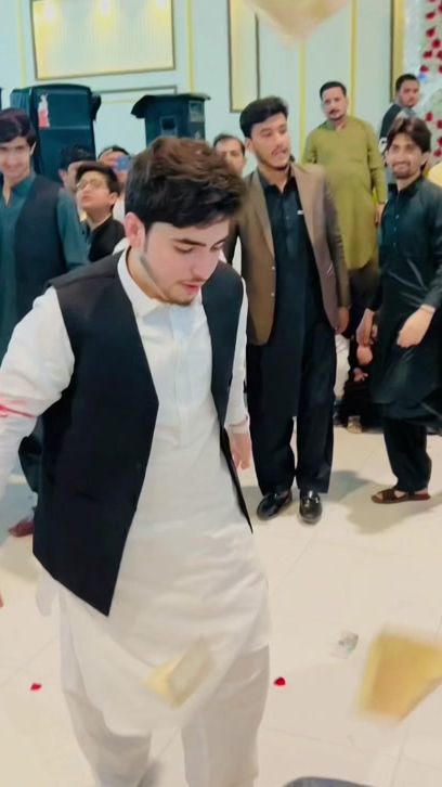 TikTok video thumbnail by ak_1qtr
