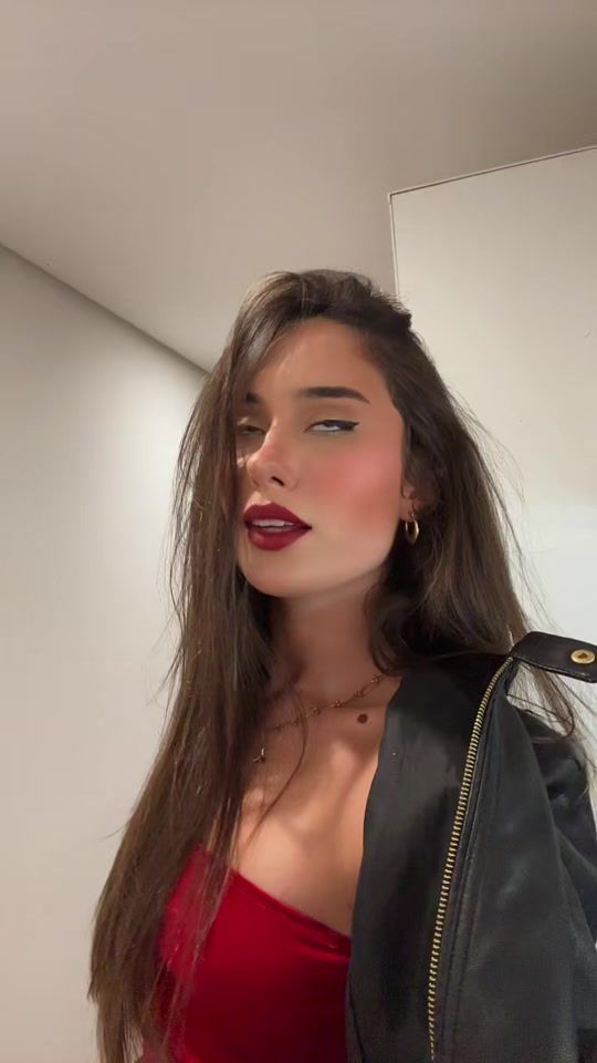 TikTok video thumbnail by mariaahheusii