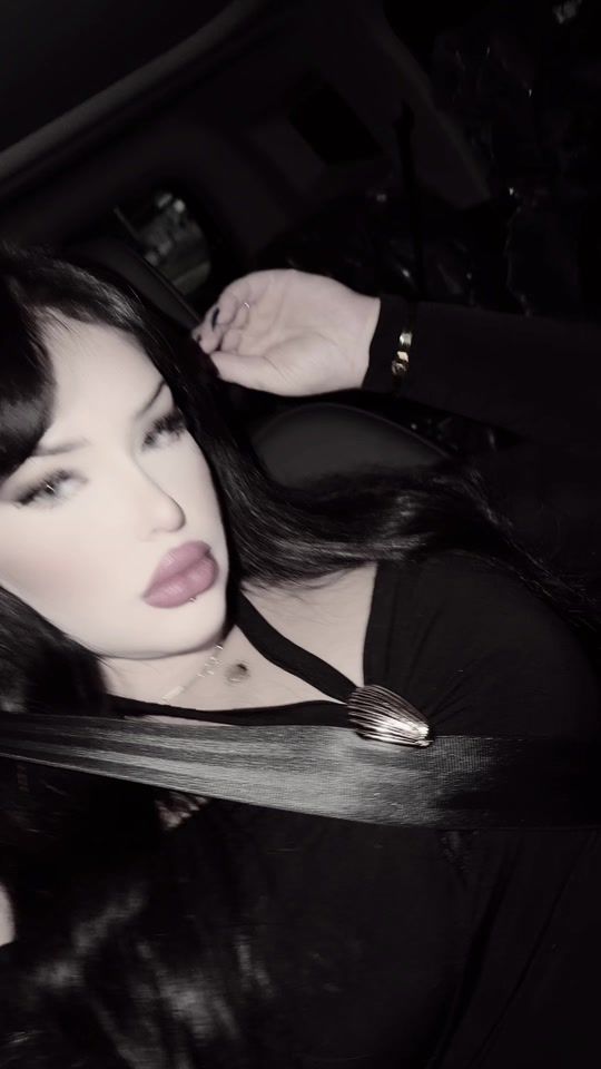 TikTok video thumbnail by diva_saria_officiel