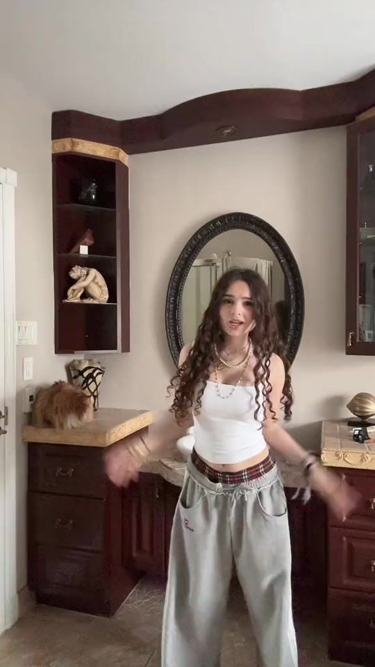 TikTok video thumbnail by delph_ine35