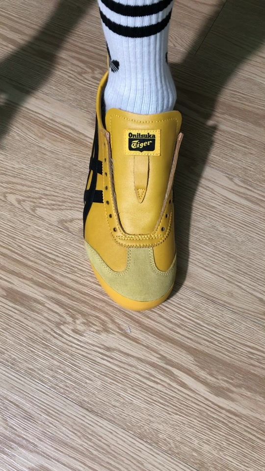 TikTok video thumbnail by sneaker.vn01