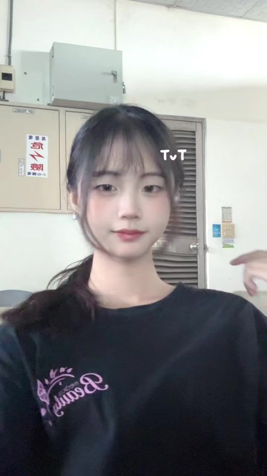 TikTok video thumbnail by hzj_.09