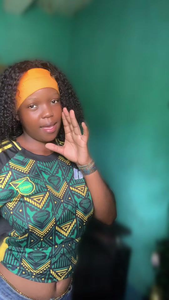 TikTok video thumbnail by chelvielablonde2