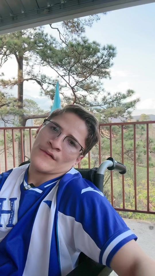 TikTok video thumbnail by soyalexvlogg
