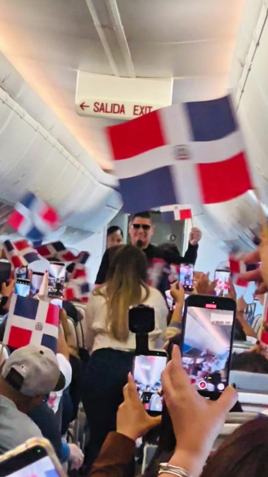 TikTok video thumbnail by arajetairlines