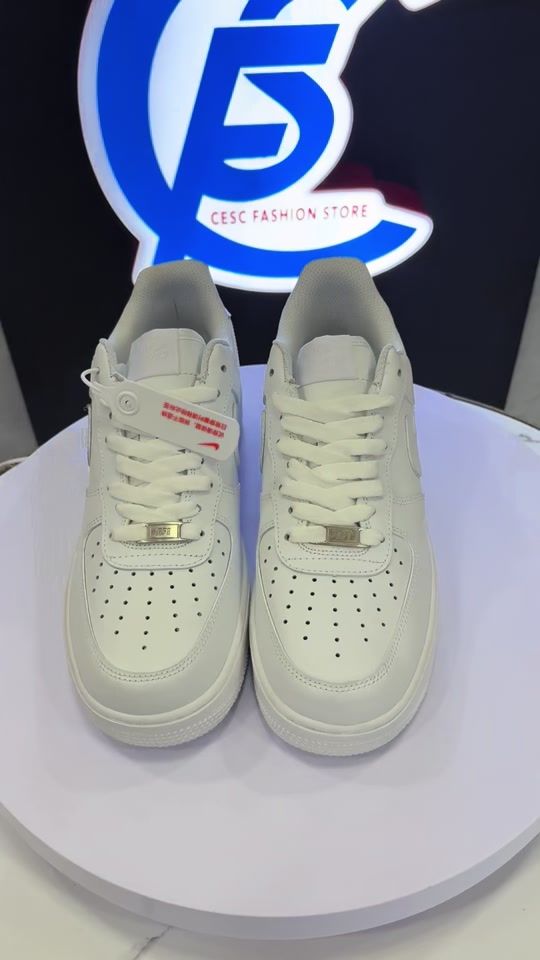 TikTok video thumbnail by cescsneakerstore