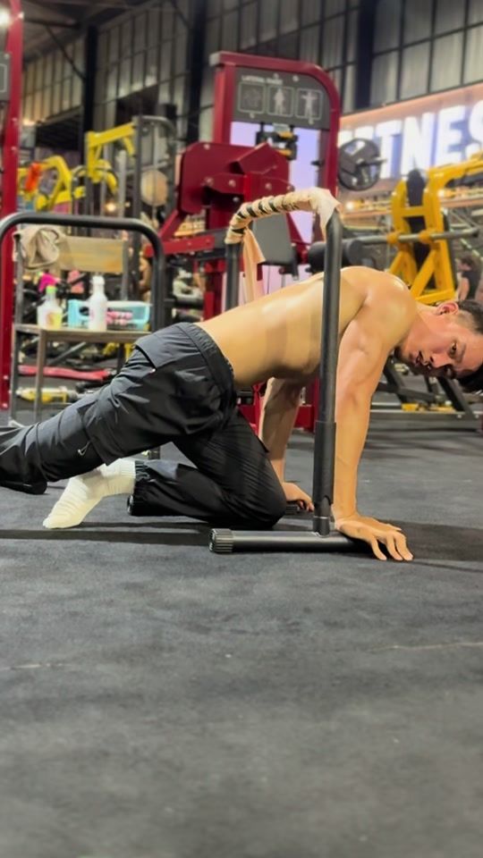 TikTok video thumbnail by pele_calisthenics
