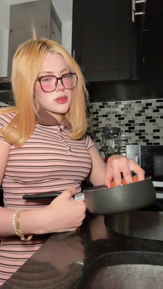 TikTok video thumbnail by sofiaalegriaa