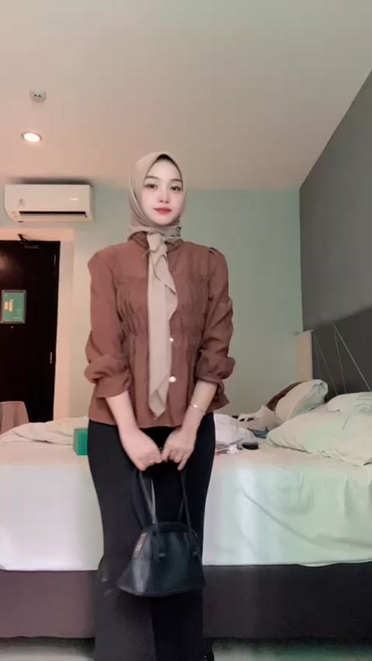 TikTok video thumbnail by elina_s05