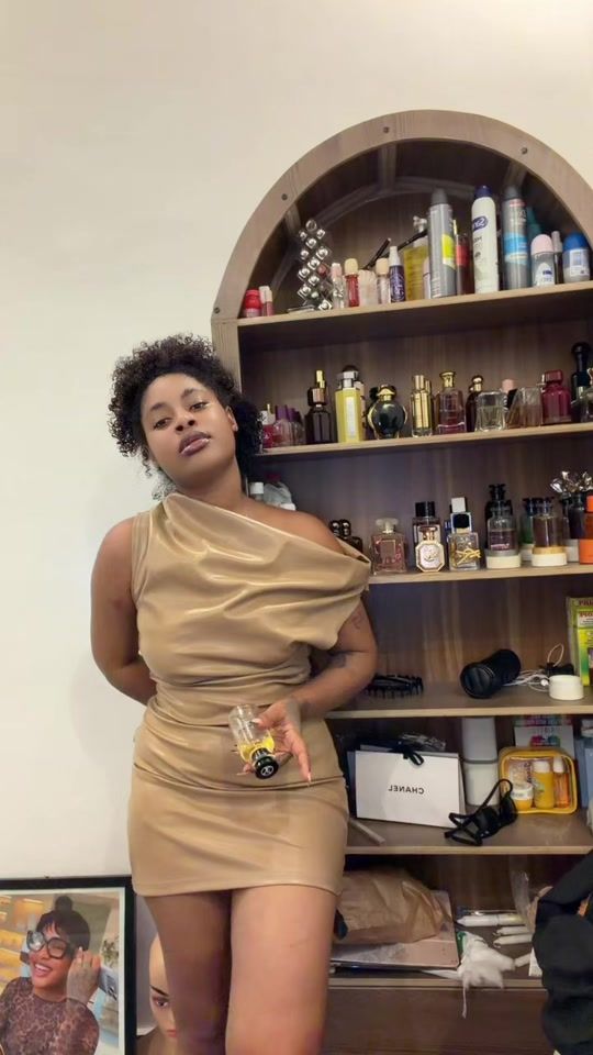TikTok video thumbnail by clara2.2.9