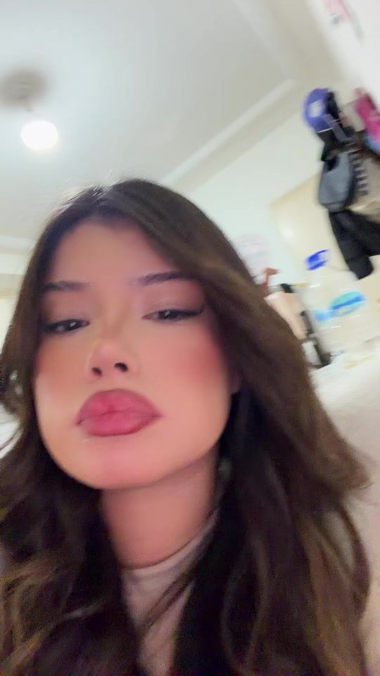 TikTok video thumbnail by victoriareb_