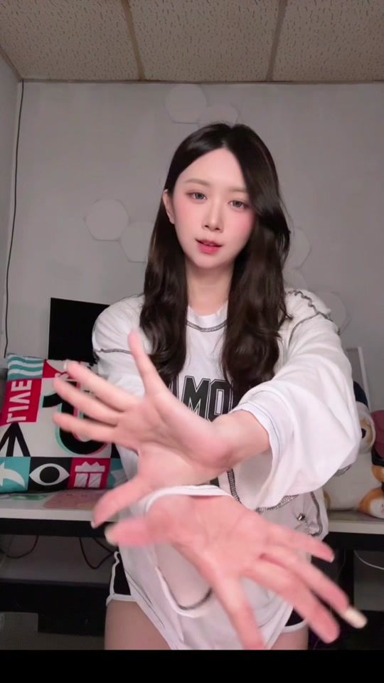 TikTok video thumbnail by cornelia_hahaha