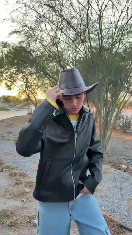 TikTok video thumbnail by kim_thv8_py