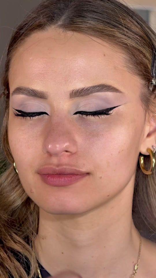 TikTok video thumbnail by danielatoci_mua