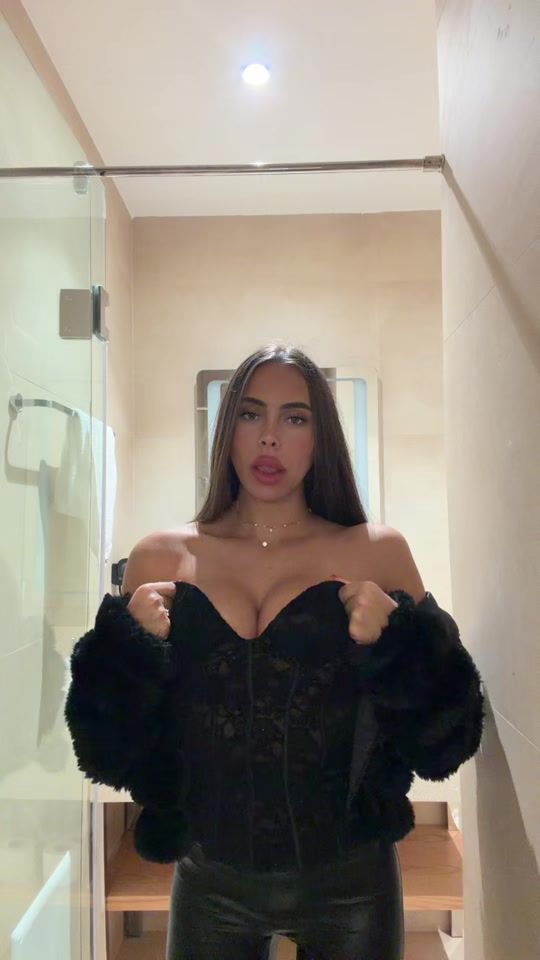 TikTok video thumbnail by mayleibovitz_