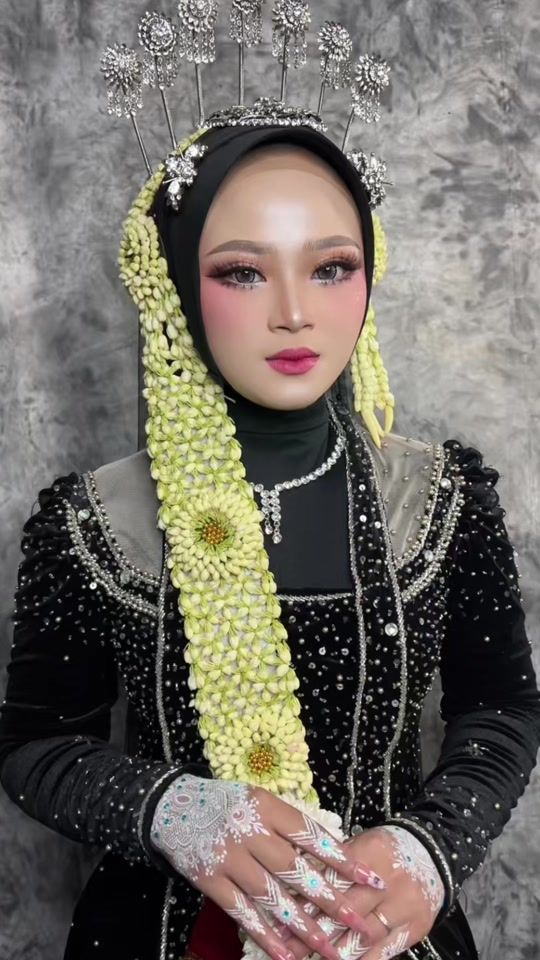 TikTok video thumbnail by anggunsnow397