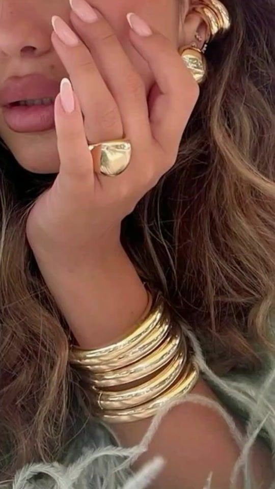 TikTok video thumbnail by queenleredair