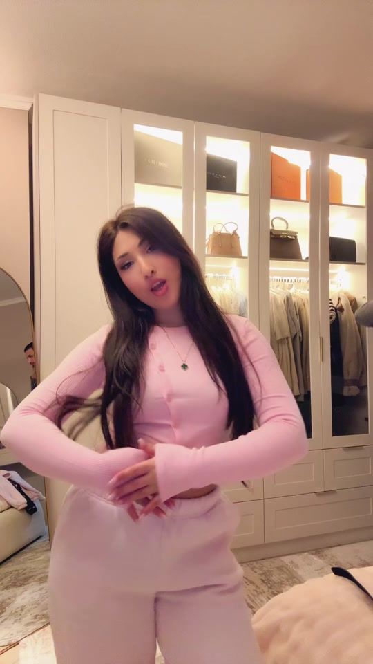 TikTok video thumbnail by xheni.gerti