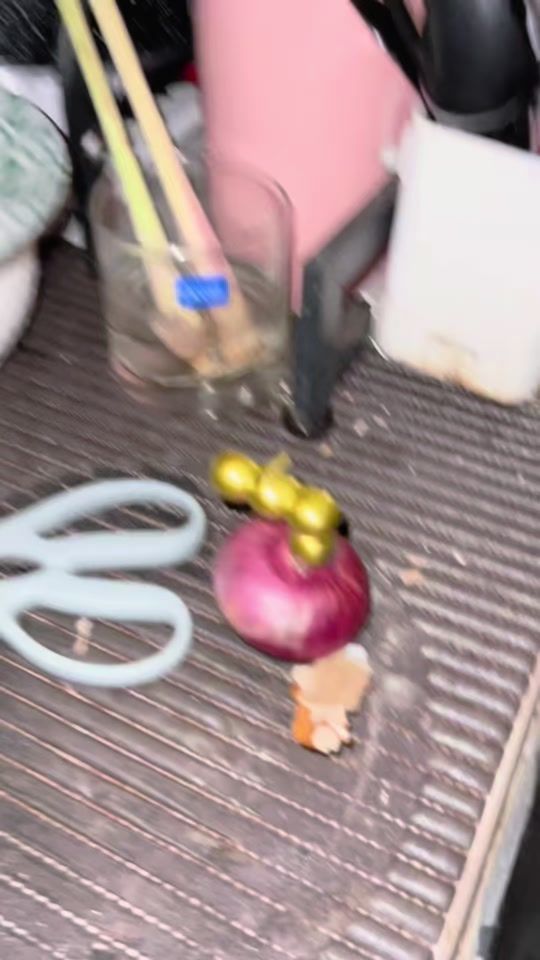 TikTok video thumbnail by mangtheviral