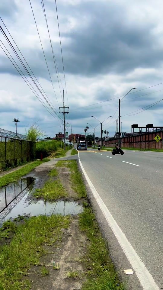 TikTok video thumbnail by trucks.colombia_diesel