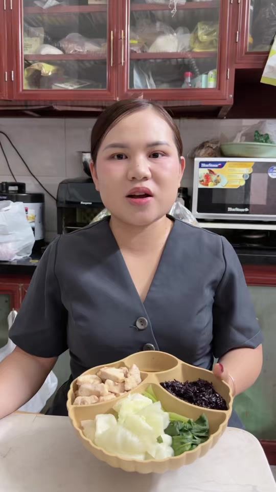 TikTok video thumbnail by lucybigsize86