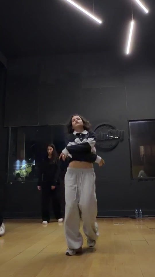 TikTok video thumbnail by nini_modebadze
