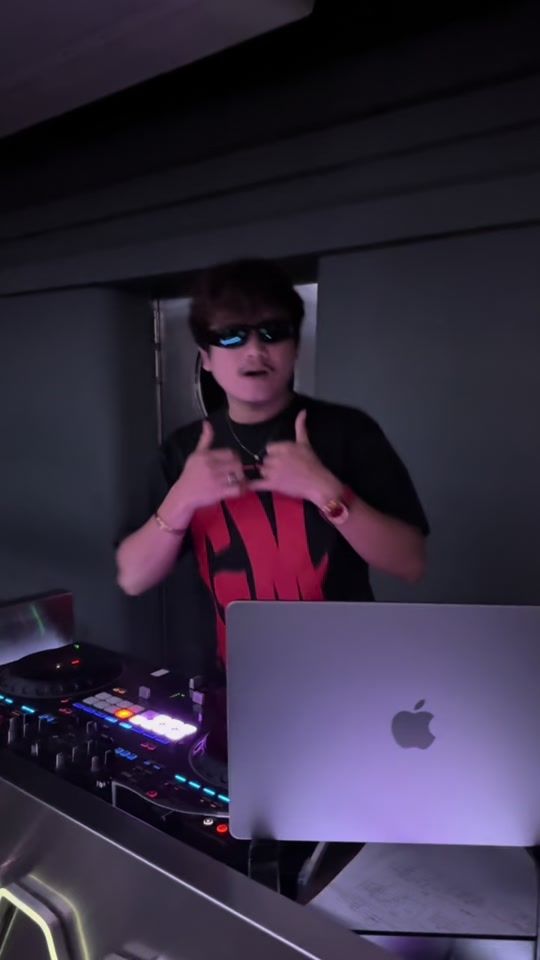 TikTok video thumbnail by deejayzspider