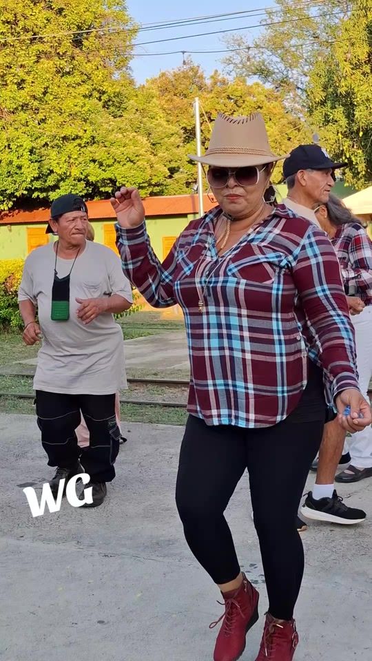 TikTok video thumbnail by tardesalegressv