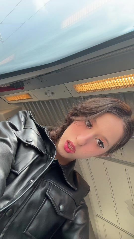 TikTok video thumbnail by the.room.28