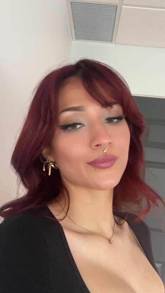 TikTok video thumbnail by mollycheekss