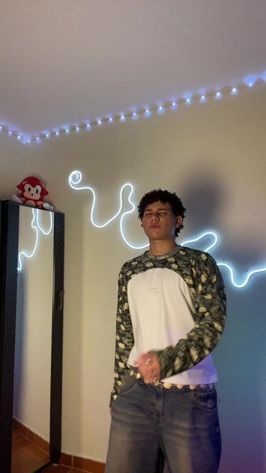 TikTok video thumbnail by jonathancancinee