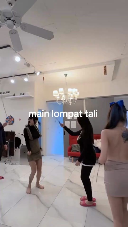 TikTok video thumbnail by nikimirzshop12_