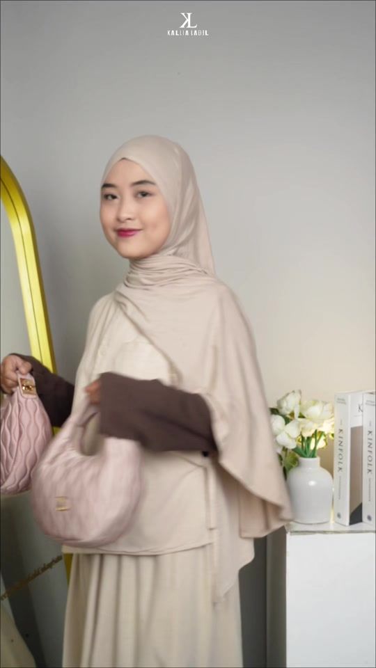 TikTok video thumbnail by kallia.label_