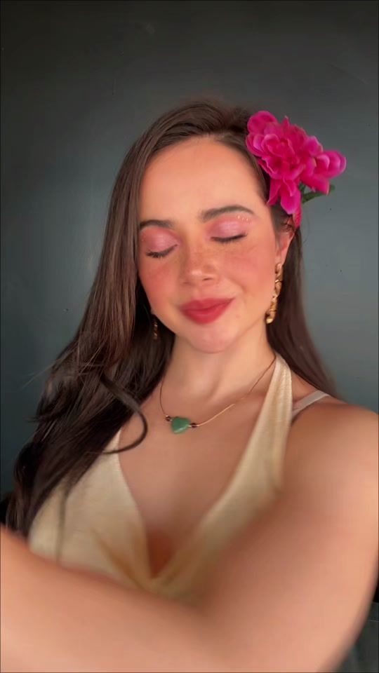 TikTok video thumbnail by danielaross._