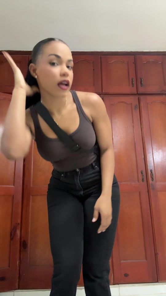 TikTok video thumbnail by lisbeyri21_