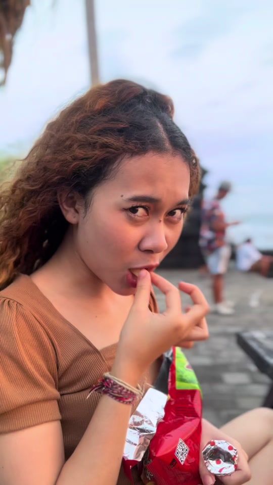 TikTok video thumbnail by putuari.p