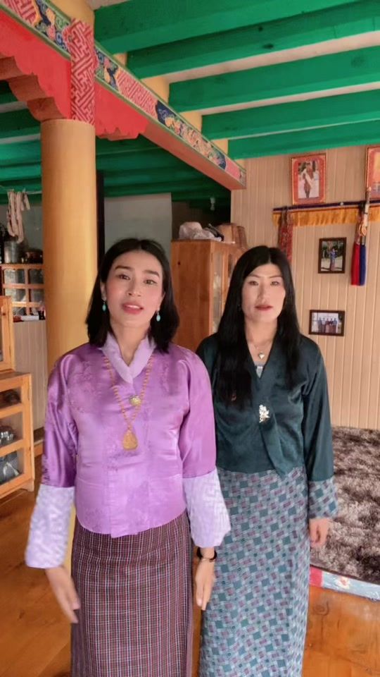 TikTok video thumbnail by itsmedeezang123