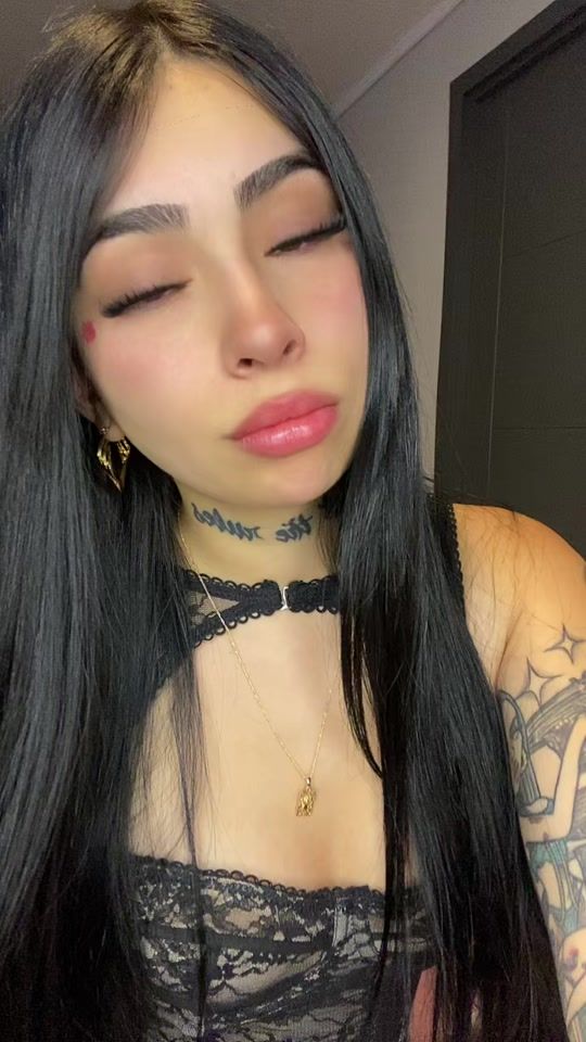 TikTok video thumbnail by macaverchaes