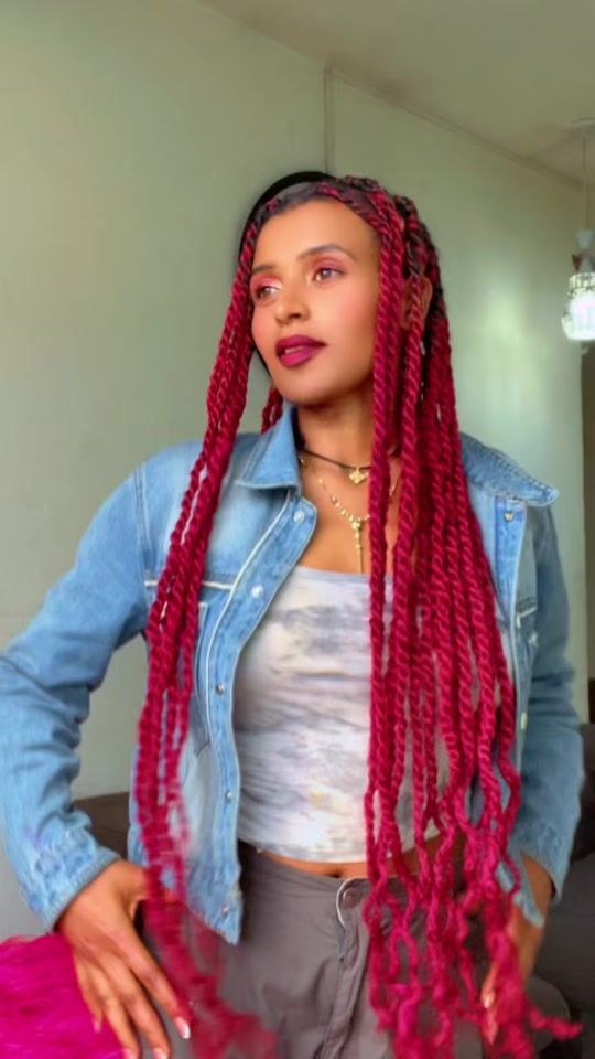TikTok video thumbnail by model.robi