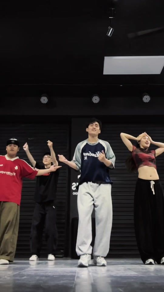 TikTok video thumbnail by hung.quoc.tran