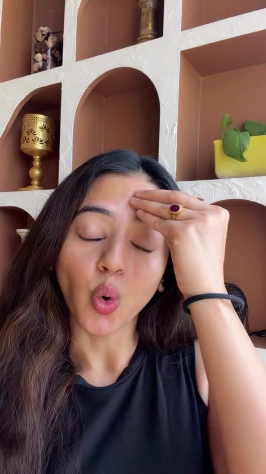 TikTok video thumbnail by hellyshahofficial94