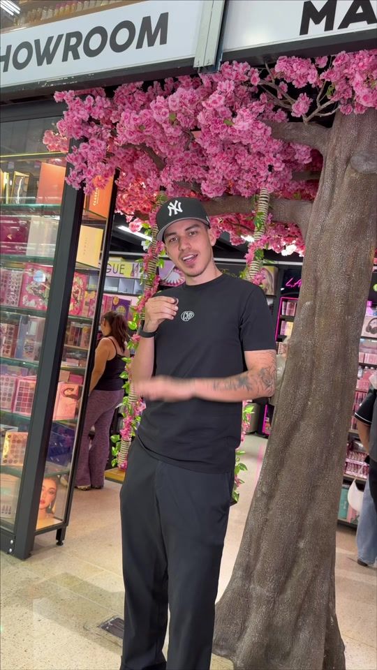 TikTok video thumbnail by magnocosmetics
