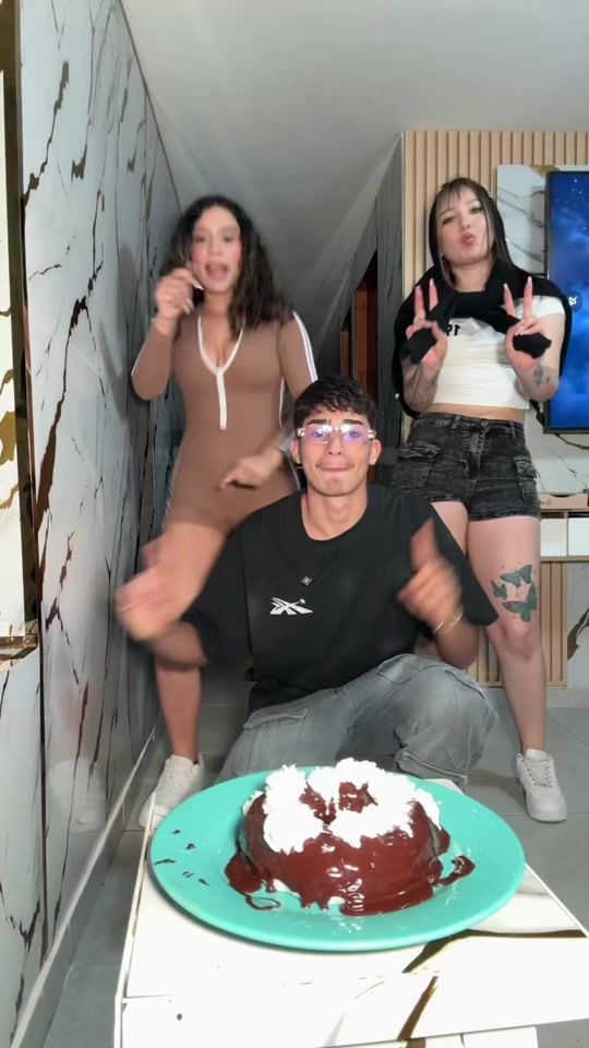 TikTok video thumbnail by royteam_
