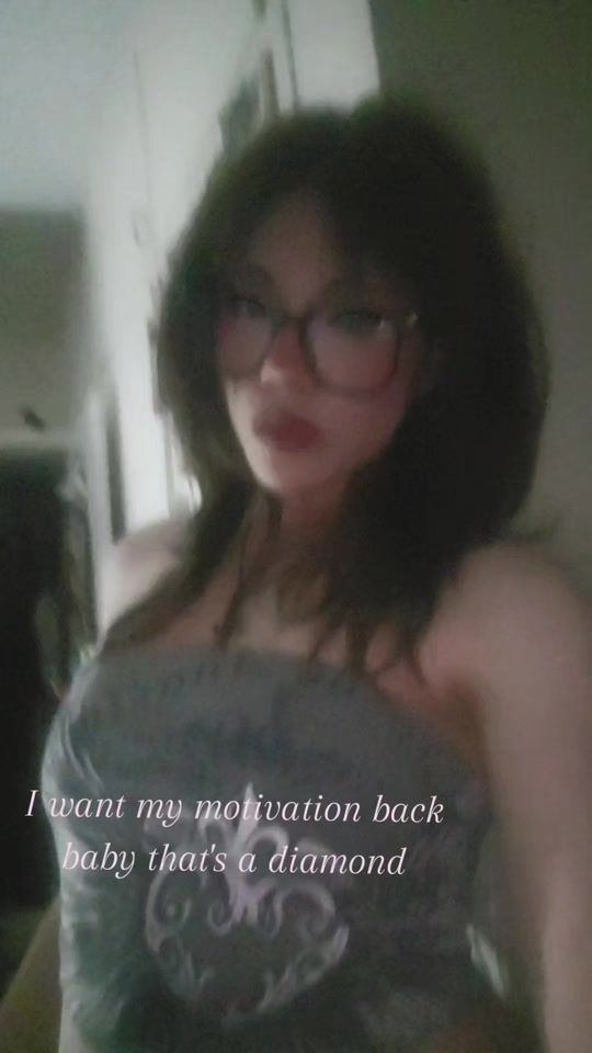 TikTok video thumbnail by viviali0