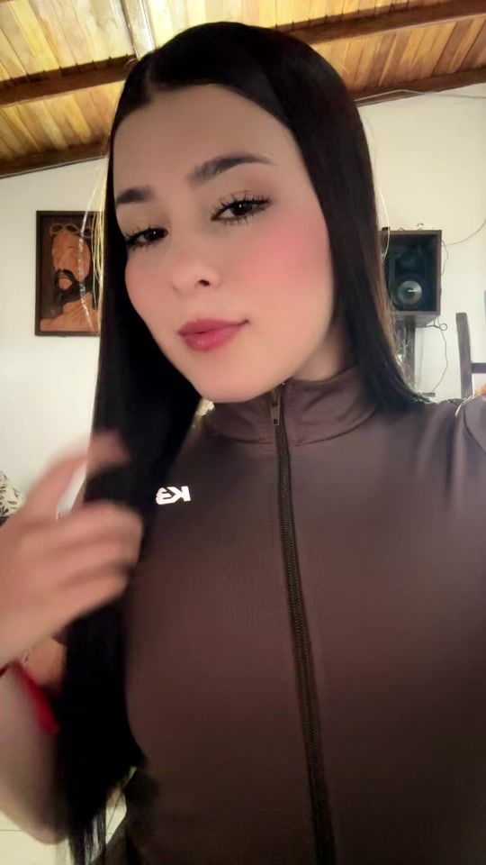 TikTok video thumbnail by naho2807_