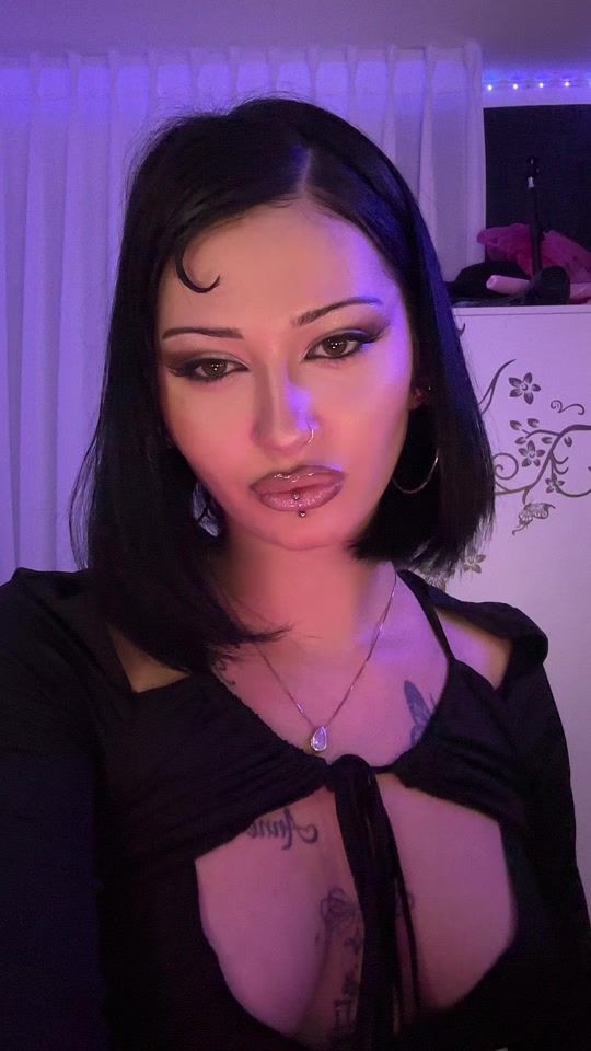 TikTok video thumbnail by camila_._._8