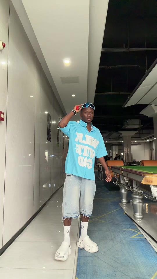 TikTok video thumbnail by officier105
